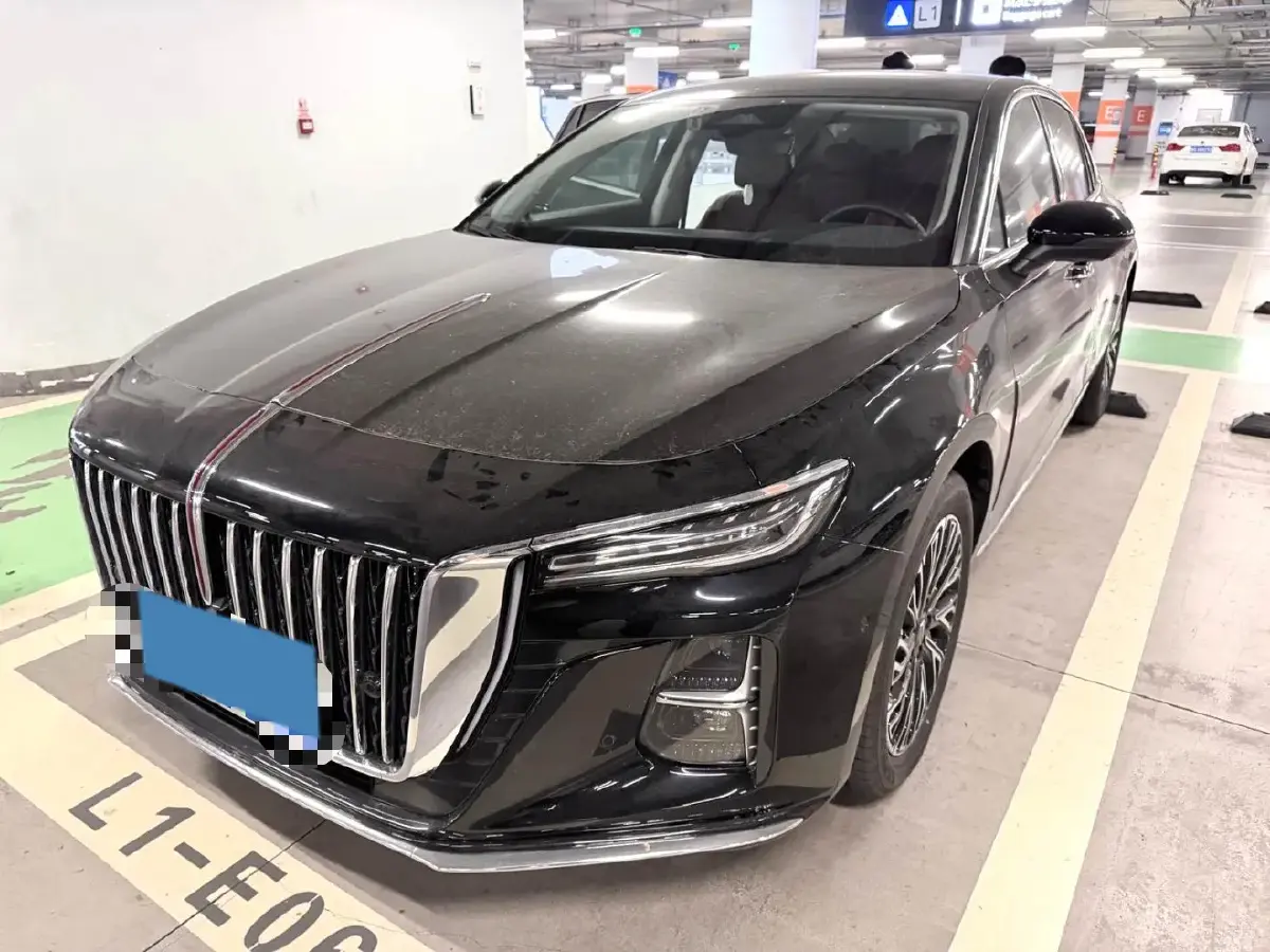 2024 HongQi H5 2.0T 224HP L4 8AT