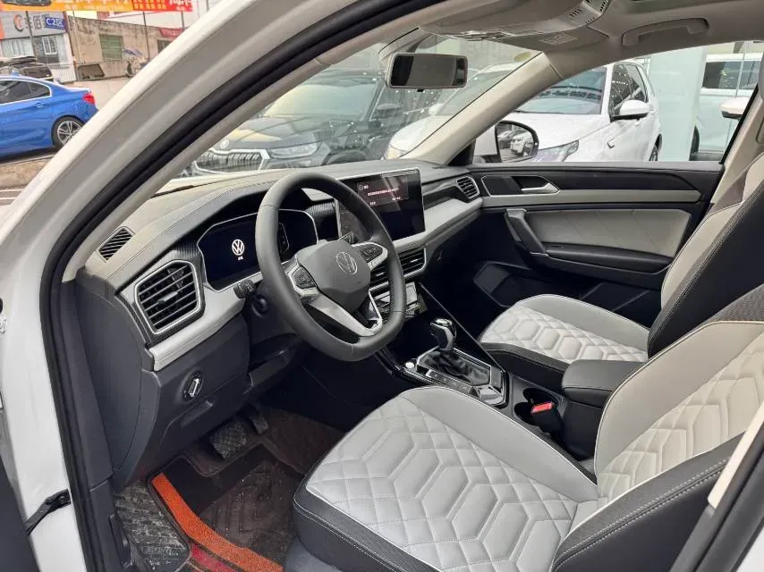 2024 Volkswagen Tayron 1.5T 160HP L4 7DCT,autocango,china used car exporter,china ev exporter,chinese used car exporter,chinese used ev exporter