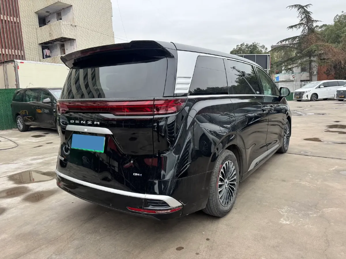 2022 BMW X2 2.0T 192HP L4 8AT,autocango,china used car exporter,china ev exporter,chinese used car exporter,chinese used ev exporter