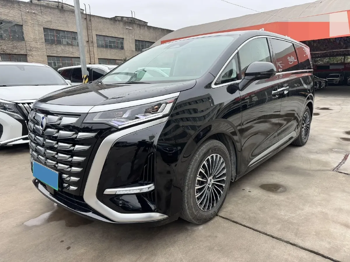 2022 BMW X2 2.0T 192HP L4 8AT,autocango,china used car exporter,china ev exporter,chinese used car exporter,chinese used ev exporter