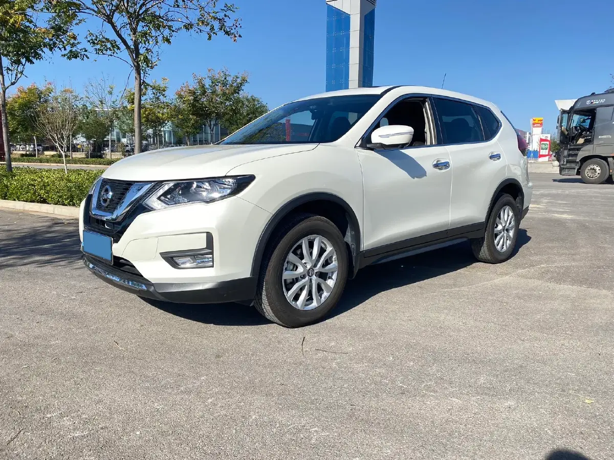 2020 Nissan X-Trail 2.0L 154HP L4 CVT