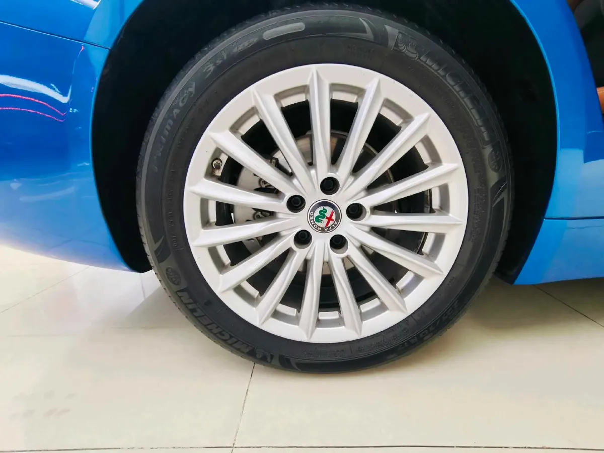 2017 Toyota Highlander 2.0T 220HP L4 6AT,autocango,china used car exporter,china ev exporter,chinese used car exporter,chinese used ev exporter