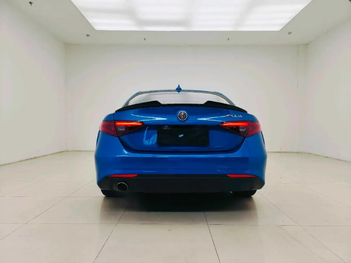 2017 Toyota Highlander 2.0T 220HP L4 6AT,autocango,china used car exporter,china ev exporter,chinese used car exporter,chinese used ev exporter