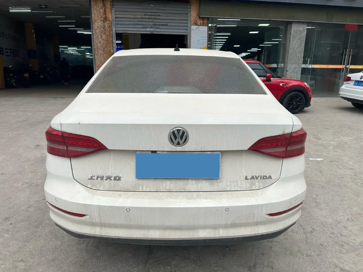 2018 Landwind XiaoYao 1.5T 163HP L4 CVT,autocango,china used car exporter,china ev exporter,chinese used car exporter,chinese used ev exporter