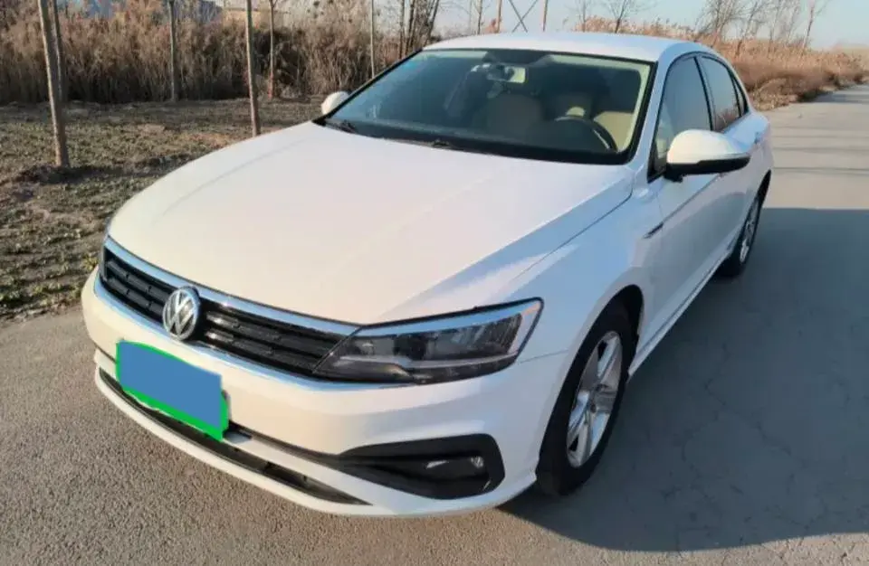 2019 Volkswagen T-Cross 1.4T 150HP L4 7DCT