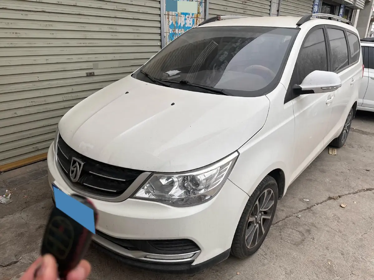 2019 BaoJun 730 1.5L 105HP L4 6MT