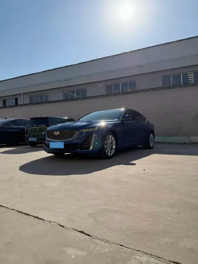 2020 Cadillac CT5 2.0T 237HP L4 10AT