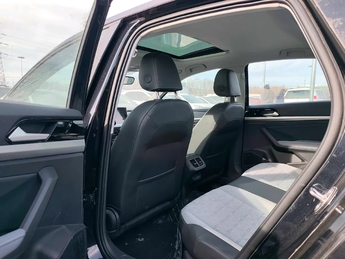 2023 Volkswagen Lavida 1.5T 160HP L4 7DCT,autocango,china used car exporter,china ev exporter,chinese used car exporter,chinese used ev exporter