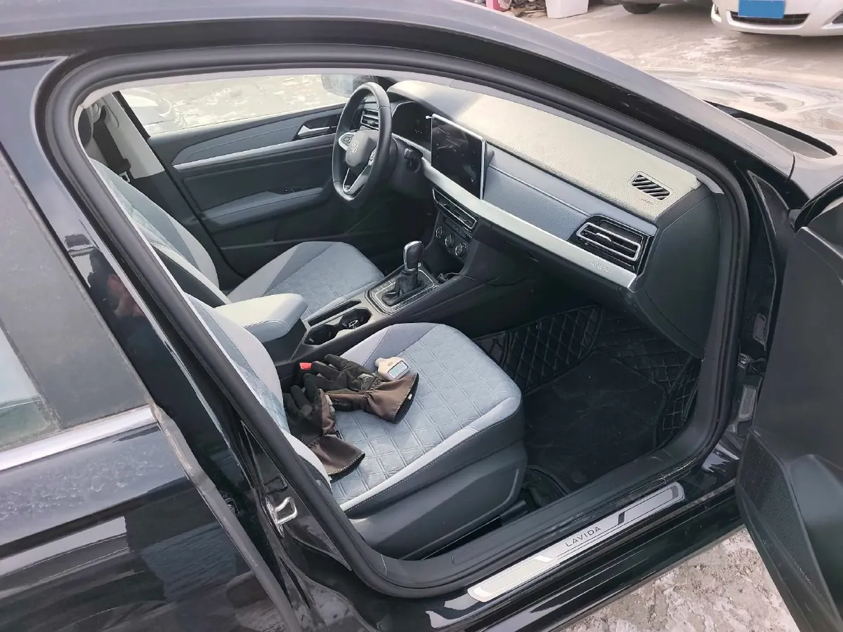 2023 Volkswagen Lavida 1.5T 160HP L4 7DCT,autocango,china used car exporter,china ev exporter,chinese used car exporter,chinese used ev exporter