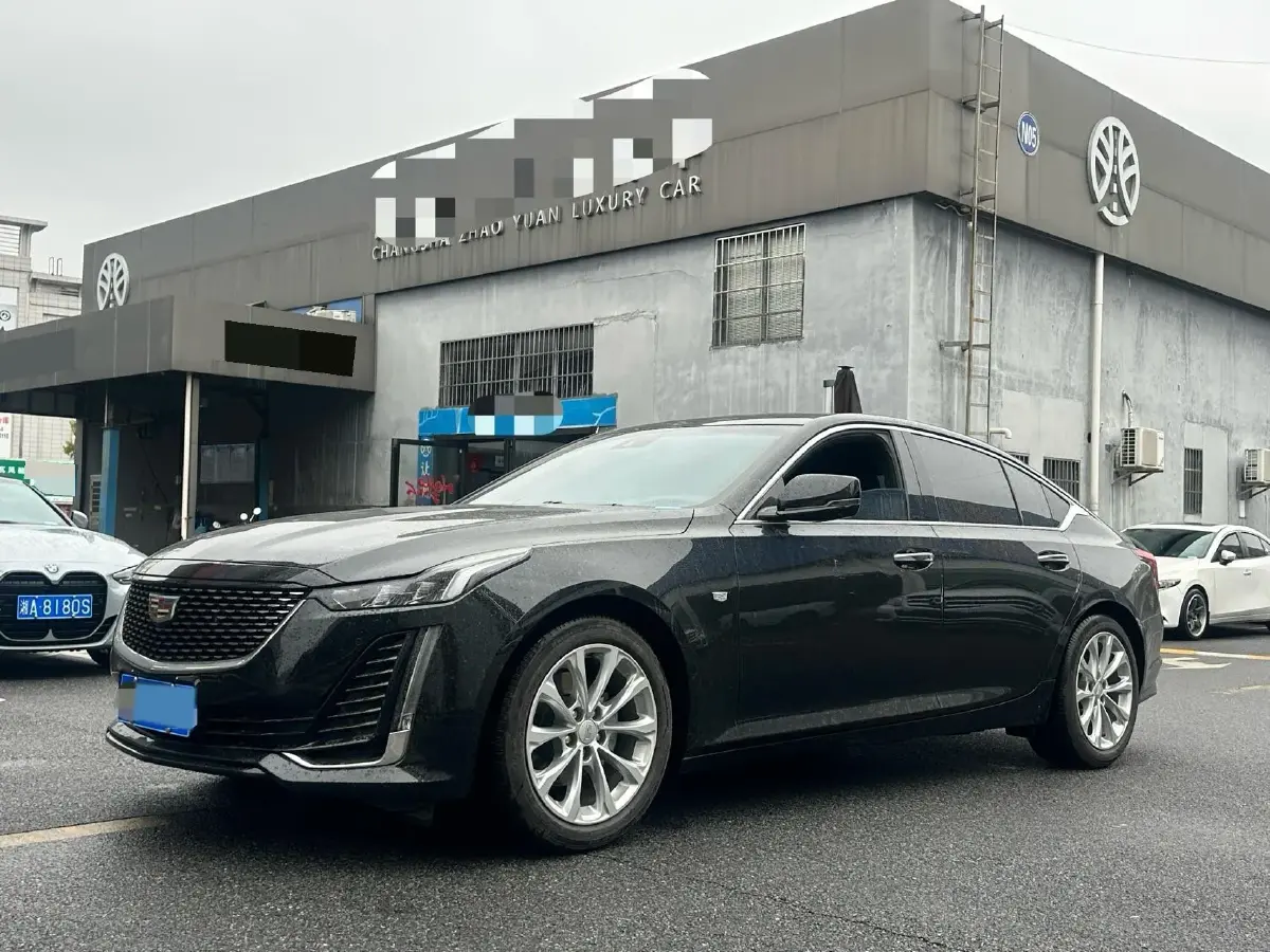 2023 Cadillac CT5 2.0T 237HP L4 10AT