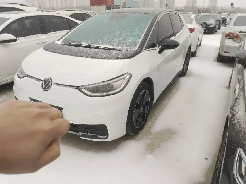 2025 Volkswagen ID.3 BEV 52.8KWH