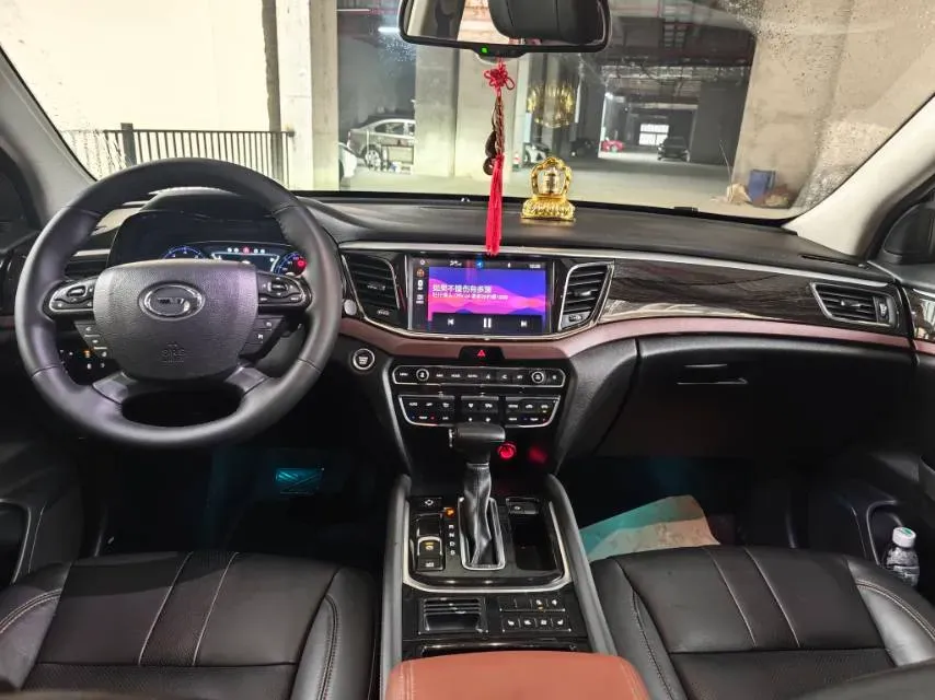 2019 GAC Trumpchi GS8 2.0T 252HP L4 6AT,autocango,china used car exporter,china ev exporter,chinese used car exporter,chinese used ev exporter