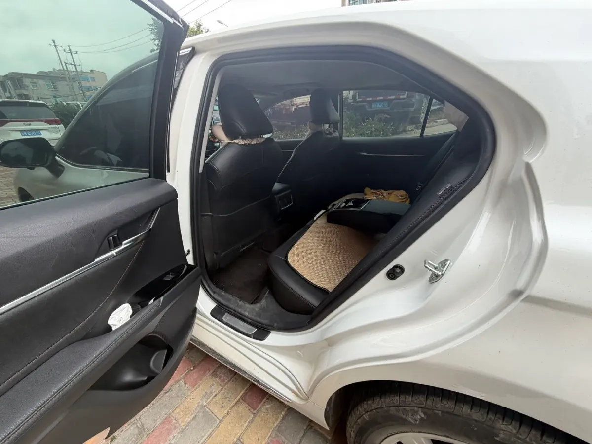 2023 Toyota Camry 2.0L 177HP L4 CVT,autocango,china used car exporter,china ev exporter,chinese used car exporter,chinese used ev exporter