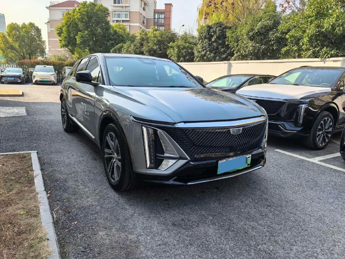 2022 Cadillac IQ Lyriq BEV 95.7KWH,autocango,china used car exporter,china ev exporter,chinese used car exporter,chinese used ev exporter