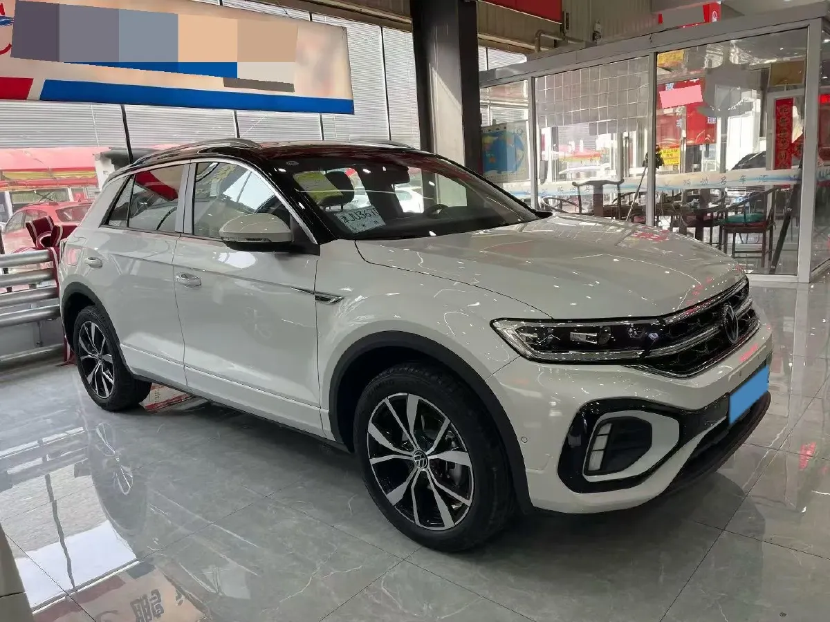 2025 Volkswagen T-Roc 1.5T 160HP L4 7DCT,autocango,china used car exporter,china ev exporter,chinese used car exporter,chinese used ev exporter