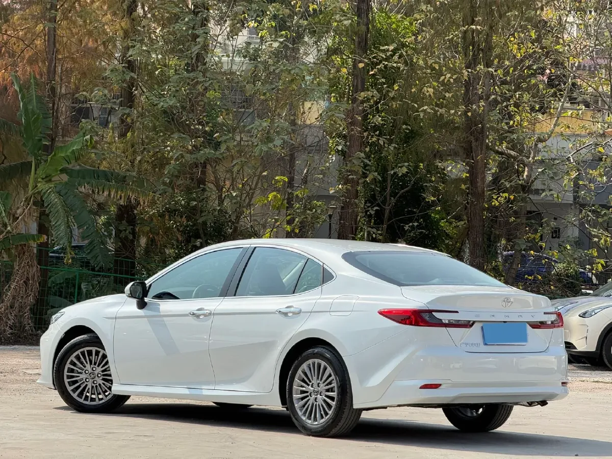 2026 Toyota Camry 2.0L 173HP L4 CVT,autocango,china used car exporter,china ev exporter,chinese used car exporter,chinese used ev exporter