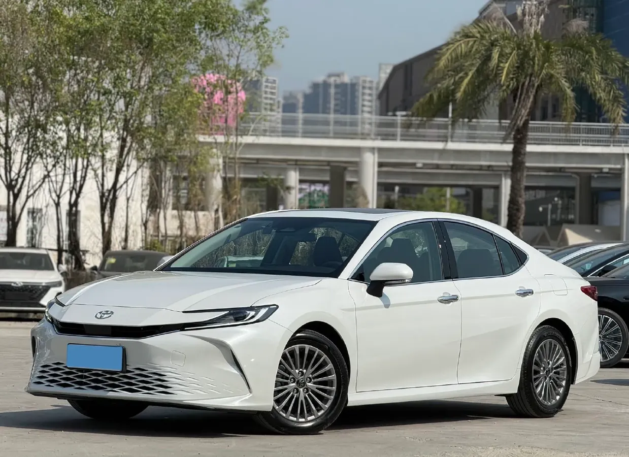 2026 Toyota Camry 2.0L 173HP L4 CVT,autocango,china used car exporter,china ev exporter,chinese used car exporter,chinese used ev exporter