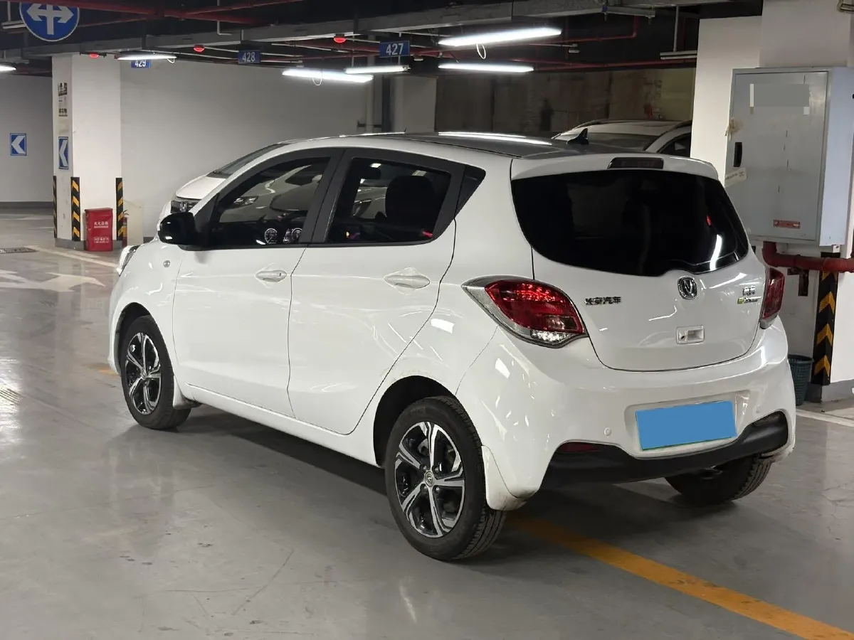 2020 ChangAn BenBen E-Star BEV 32.2KWH,autocango,china used car exporter,china ev exporter,chinese used car exporter,chinese used ev exporter
