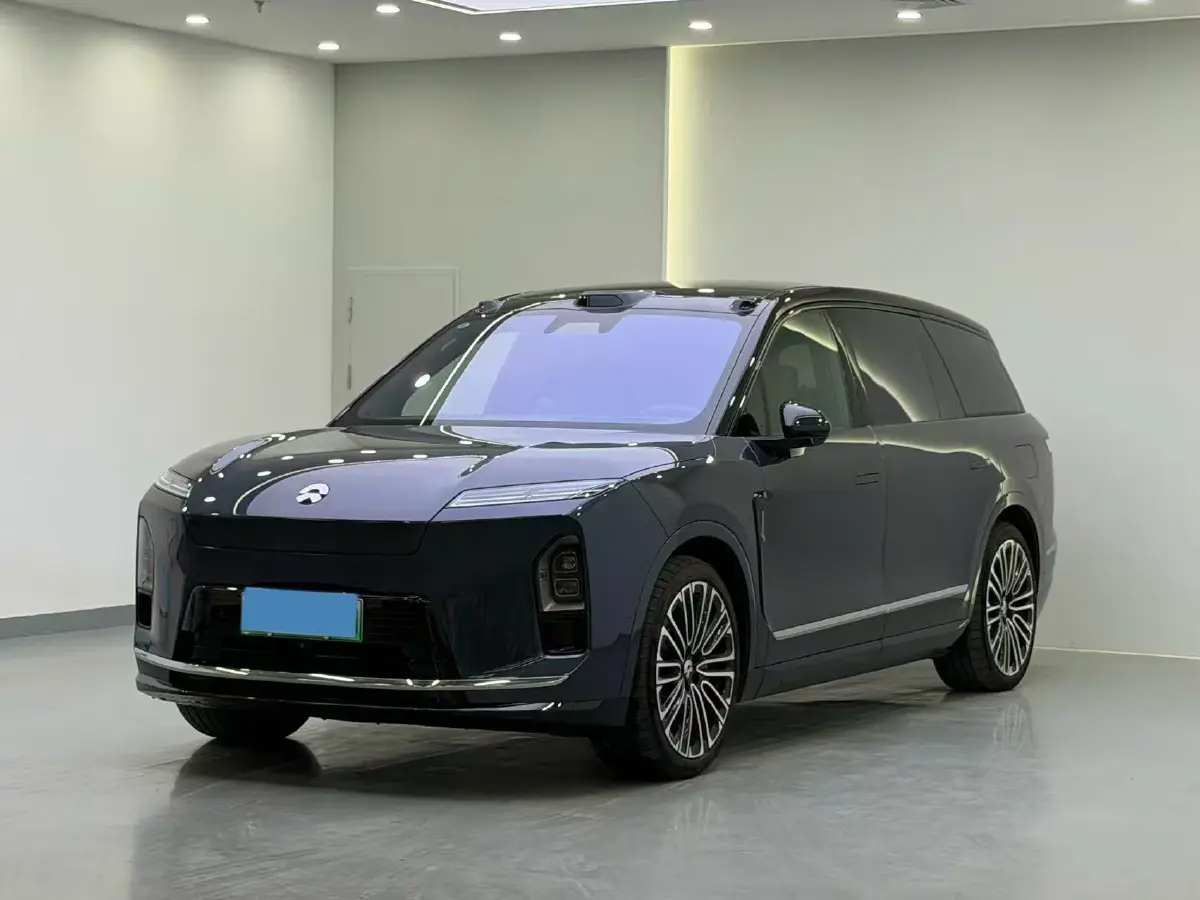 2026 NIO ES8 BEV