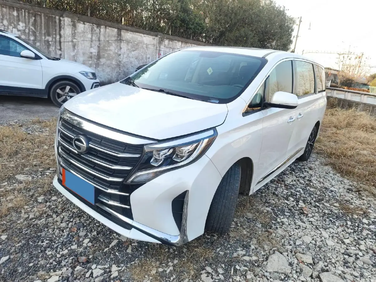 2023 GAC Trumpchi M8 2.0T 252HP L4 8AT