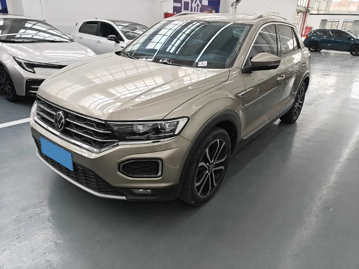 2021 Volkswagen T-Roc 1.4T 150HP L4 7DCT