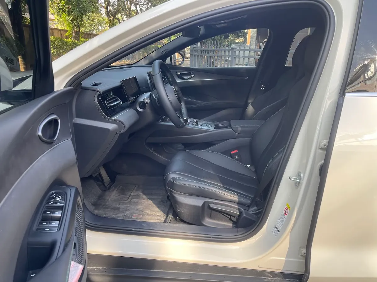 2025 BYD Seal06 1.5L 101HP L4 E-CVT PHEV 10.08KWH,autocango,china used car exporter,china ev exporter,chinese used car exporter,chinese used ev exporter