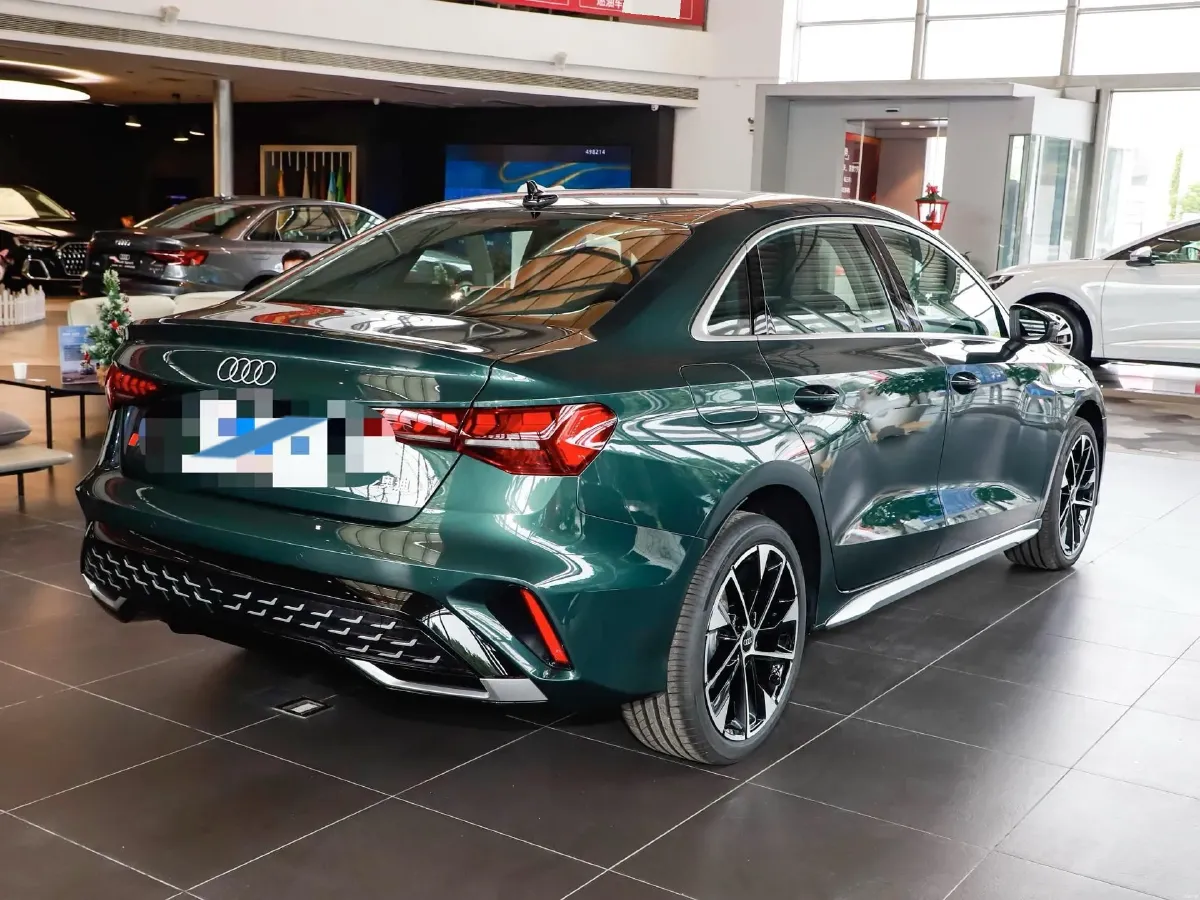 2025 Audi A3 1.5T 160HP L4 7DCT,autocango,china used car exporter,china ev exporter,chinese used car exporter,chinese used ev exporter