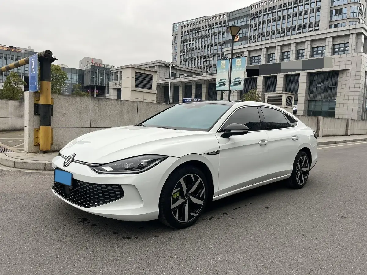 2023 Volkswagen Lamando 1.4T 150HP L4 7DCT