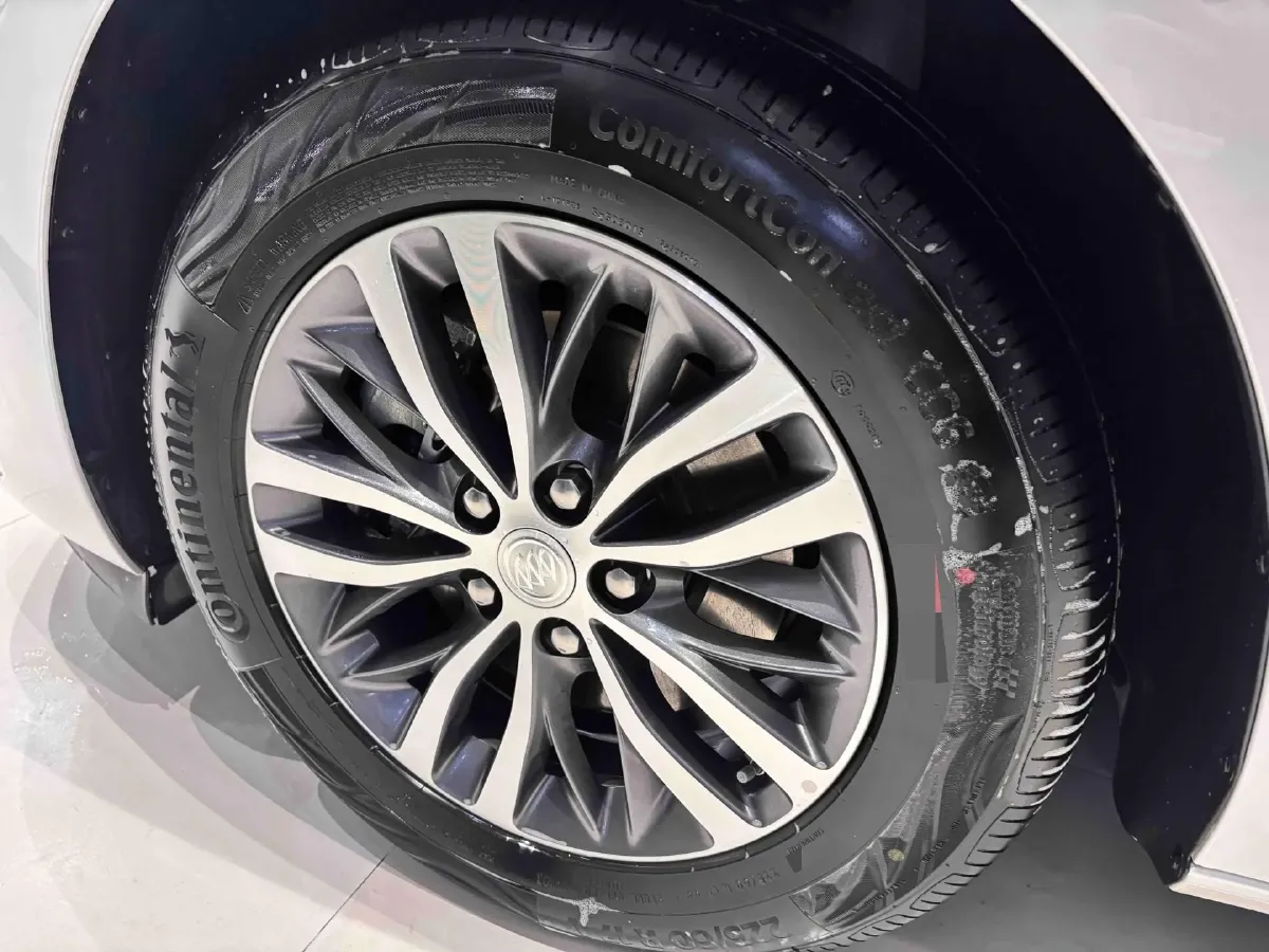 2023 Buick GL8 2.0T 237HP L4 9AT,autocango,china used car exporter,china ev exporter,chinese used car exporter,chinese used ev exporter