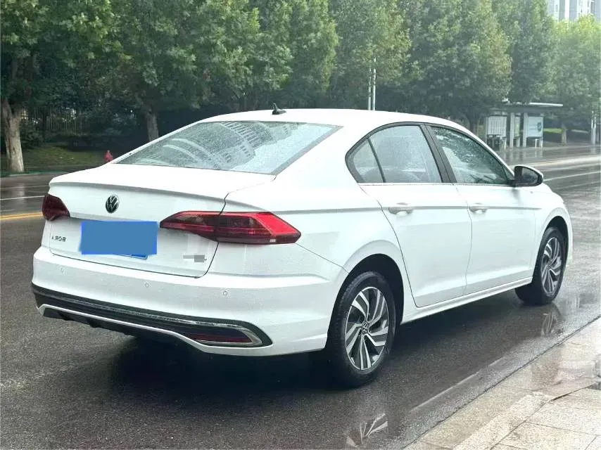2025 Volkswagen Bora 1.2T 116HP L4 7DCT,autocango,china used car exporter,china ev exporter,chinese used car exporter,chinese used ev exporter