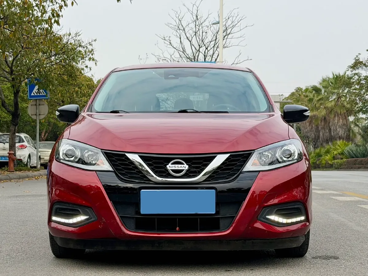 2021 Nissan Tiida 1.6L 122HP L4 CVT,autocango,china used car exporter,china ev exporter,chinese used car exporter,chinese used ev exporter