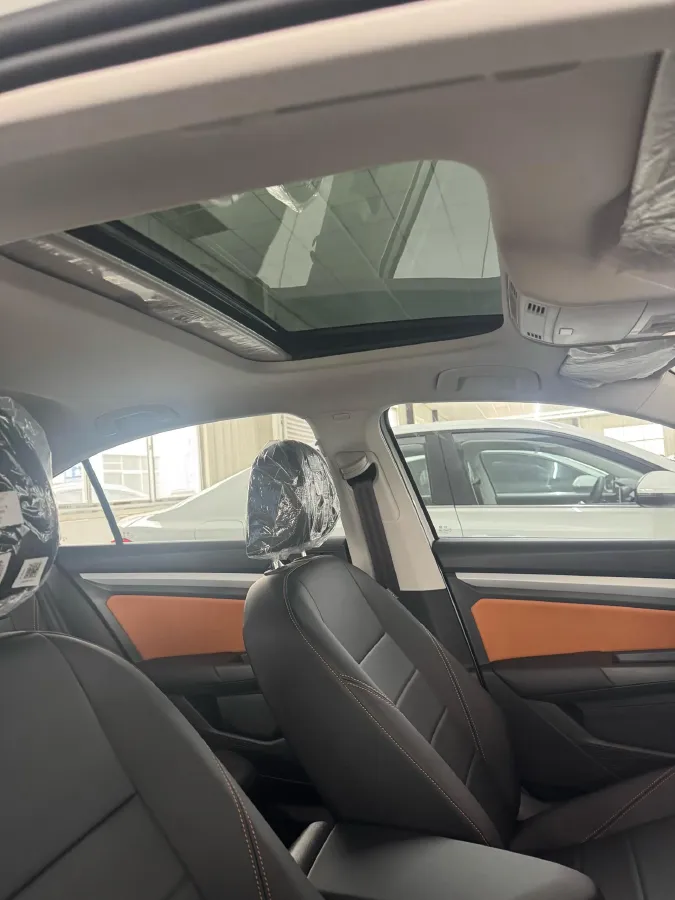 2025 Volkswagen Bora 1.2T 116HP L4 7DCT,autocango,china used car exporter,china ev exporter,chinese used car exporter,chinese used ev exporter