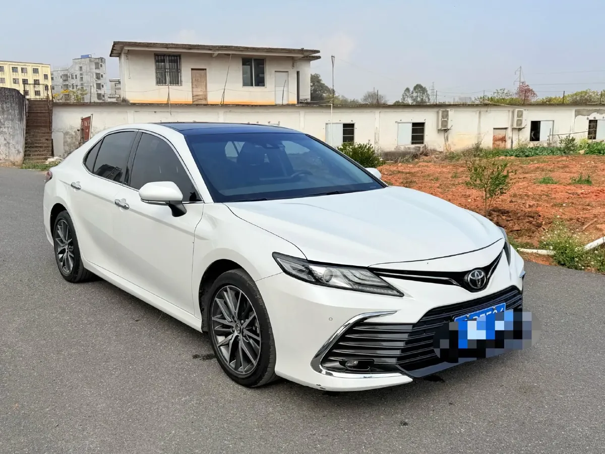 2021 Toyota Camry 2.5L 209HP L4 8AT,autocango,china used car exporter,china ev exporter,chinese used car exporter,chinese used ev exporter
