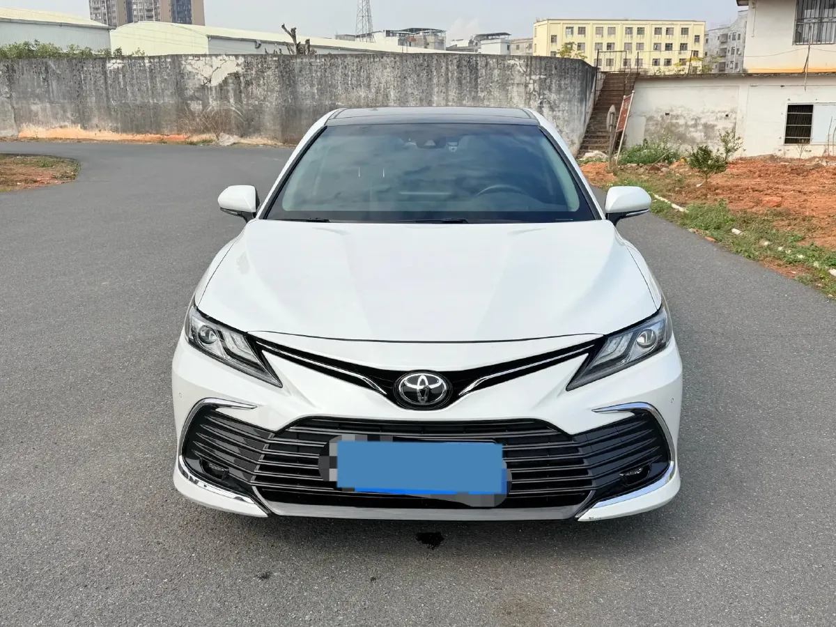 2021 Toyota Camry 2.5L 209HP L4 8AT,autocango,china used car exporter,china ev exporter,chinese used car exporter,chinese used ev exporter