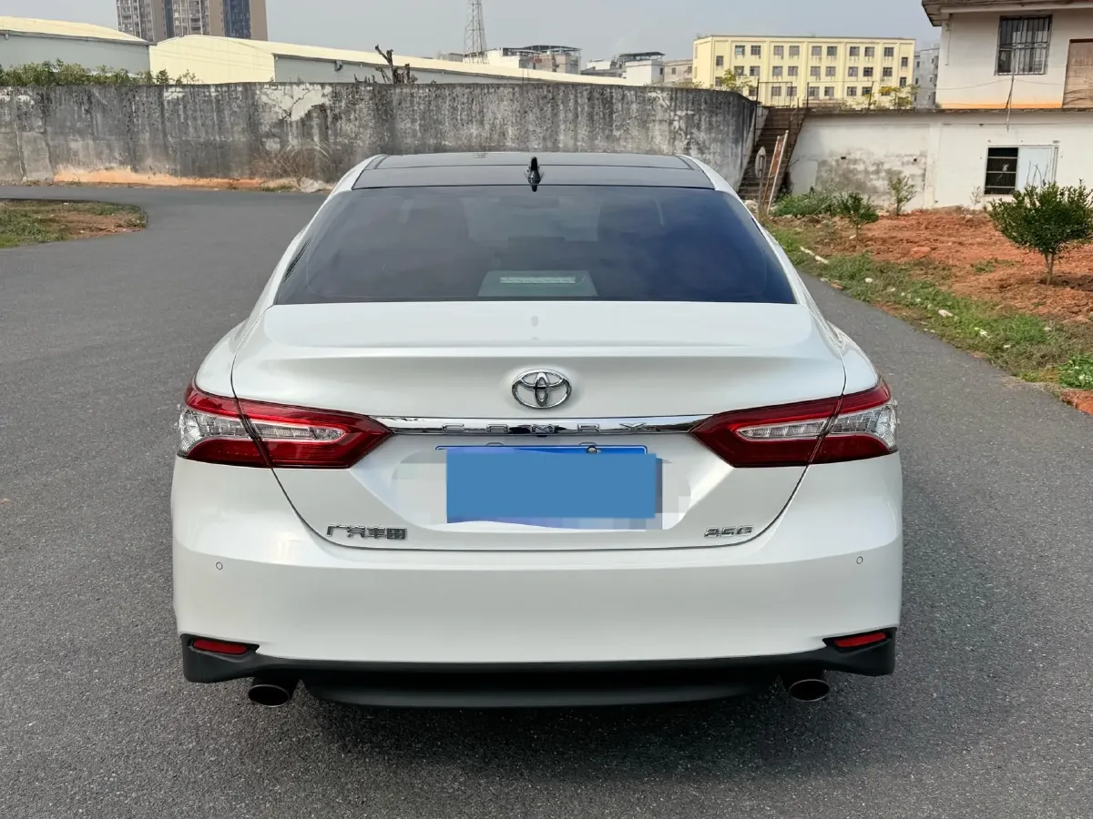 2021 Toyota Camry 2.5L 209HP L4 8AT,autocango,china used car exporter,china ev exporter,chinese used car exporter,chinese used ev exporter