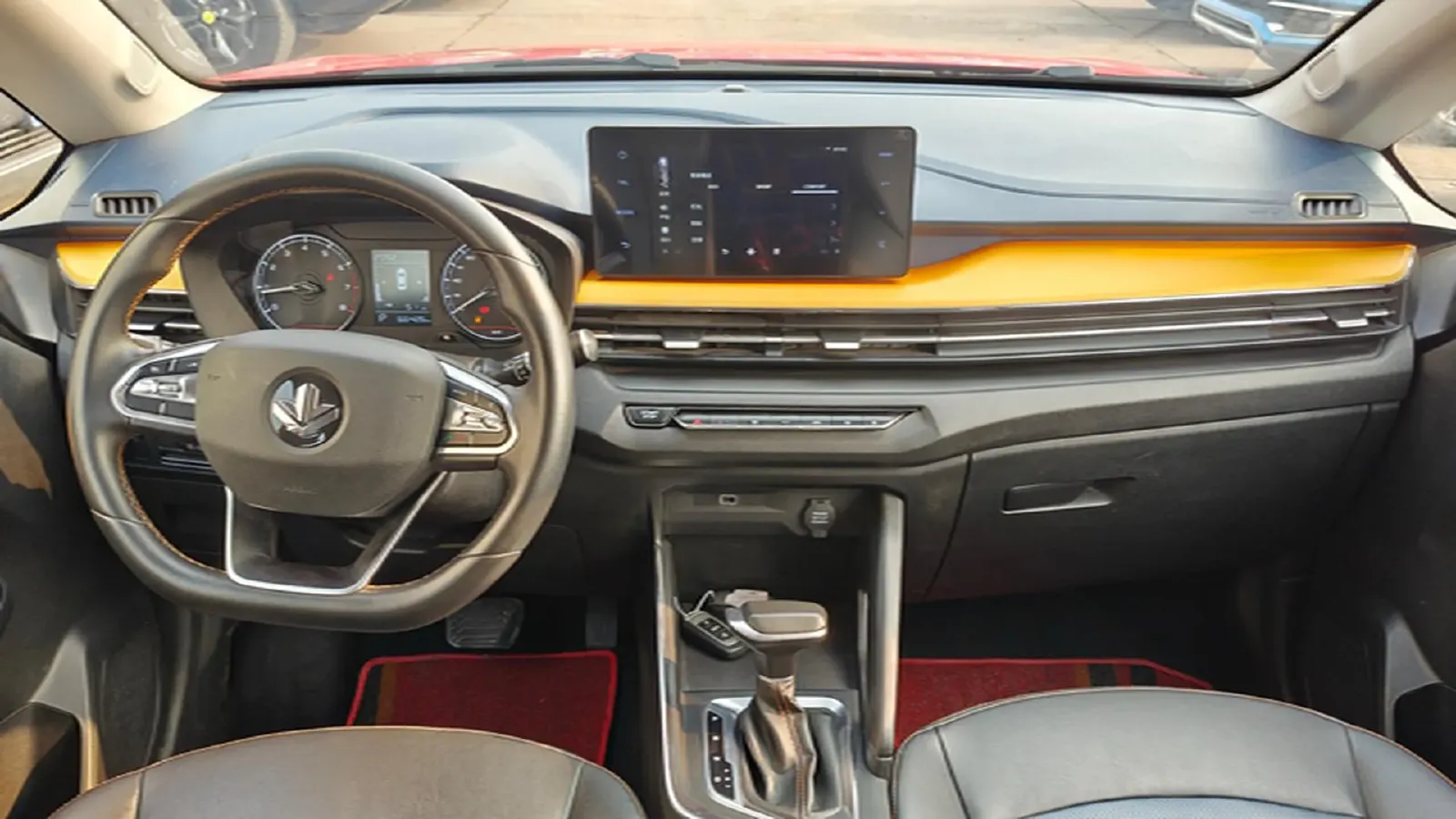 2022 Livan X3 PRO 1.5L 113HP L4 CVT,autocango,china used car exporter,china ev exporter,chinese used car exporter,chinese used ev exporter