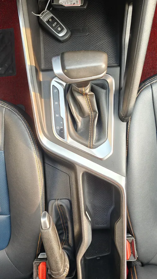 2022 Livan X3 PRO 1.5L 113HP L4 CVT,autocango,china used car exporter,china ev exporter,chinese used car exporter,chinese used ev exporter