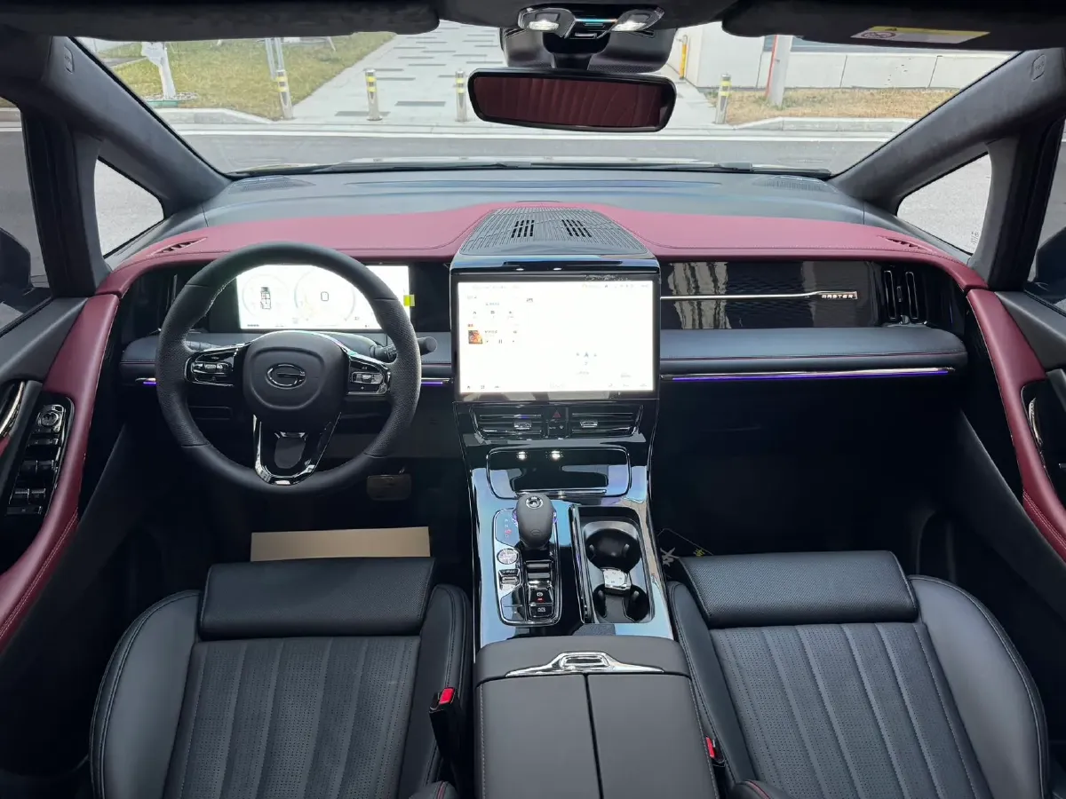 2024 GAC Trumpchi M8 2.0T 252HP L4 8AT,autocango,china used car exporter,china ev exporter,chinese used car exporter,chinese used ev exporter