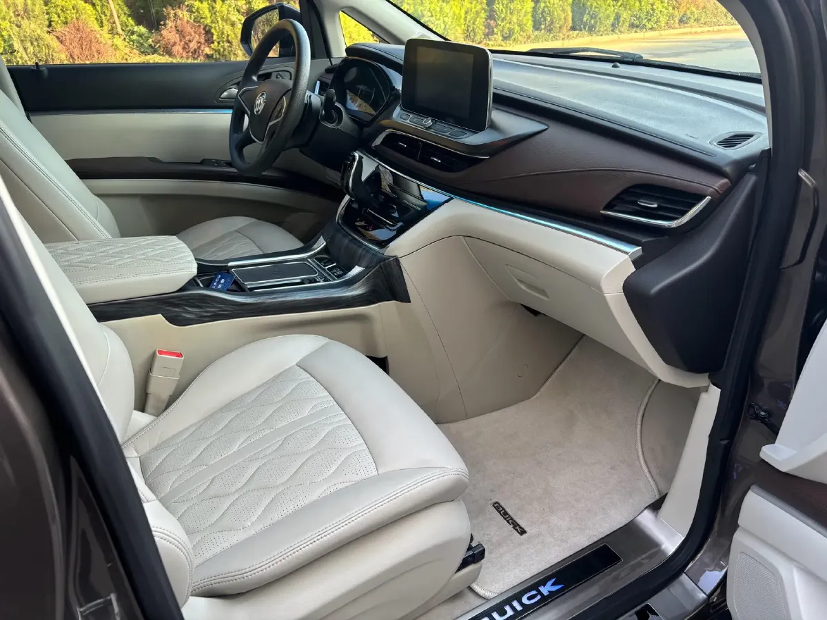 2021 Buick GL8 2.0T 237HP L4 9AT,autocango,china used car exporter,china ev exporter,chinese used car exporter,chinese used ev exporter