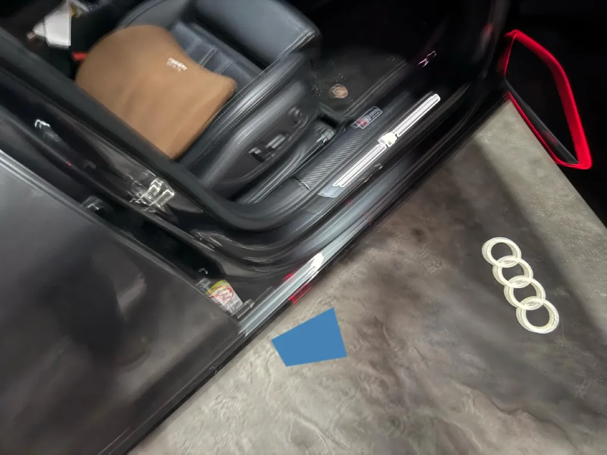 2023 Audi A4L 2.0T 190HP L4 7DCT,autocango,china used car exporter,china ev exporter,chinese used car exporter,chinese used ev exporter