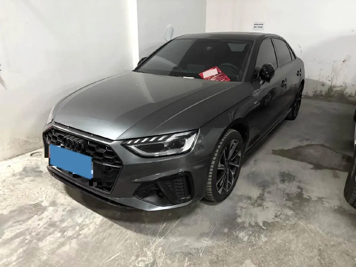 2023 Audi A4L 2.0T 190HP L4 7DCT,autocango,china used car exporter,china ev exporter,chinese used car exporter,chinese used ev exporter
