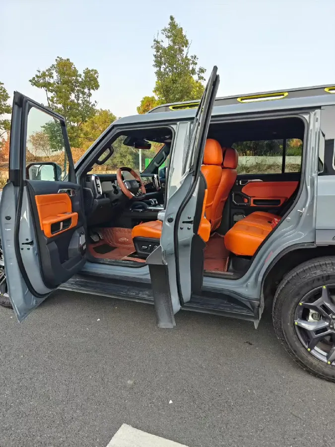 2023 Jetour Traveller 2.0T 254HP L4 8AT,autocango,china used car exporter,china ev exporter,chinese used car exporter,chinese used ev exporter