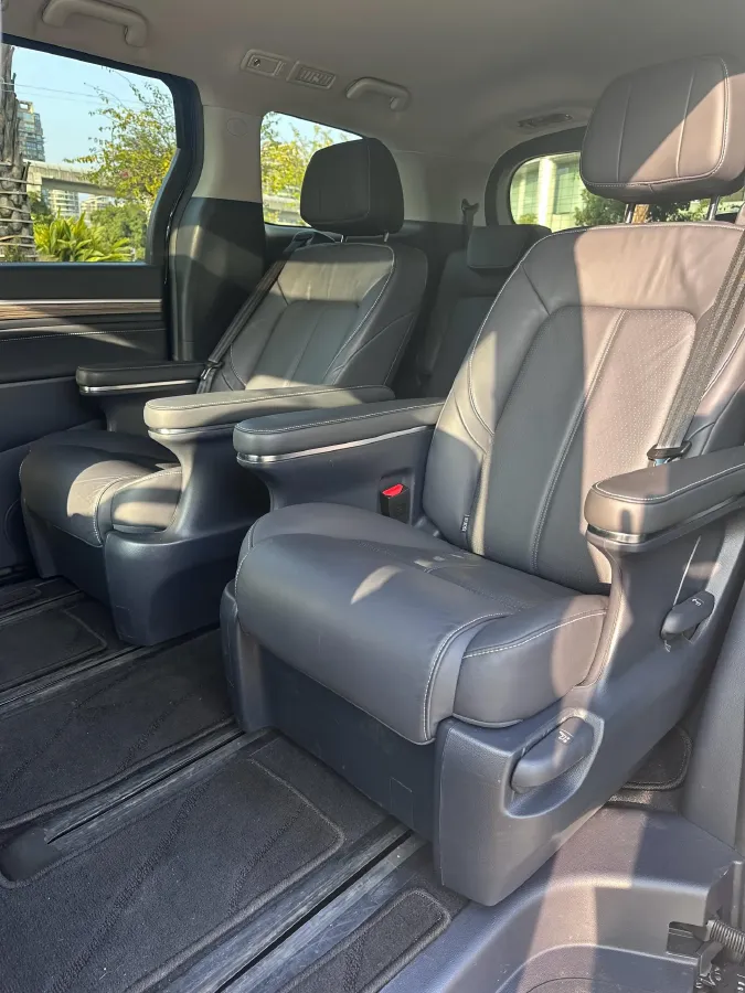 2023 GAC Trumpchi M8 2.0T 252HP L4 8AT,autocango,china used car exporter,china ev exporter,chinese used car exporter,chinese used ev exporter