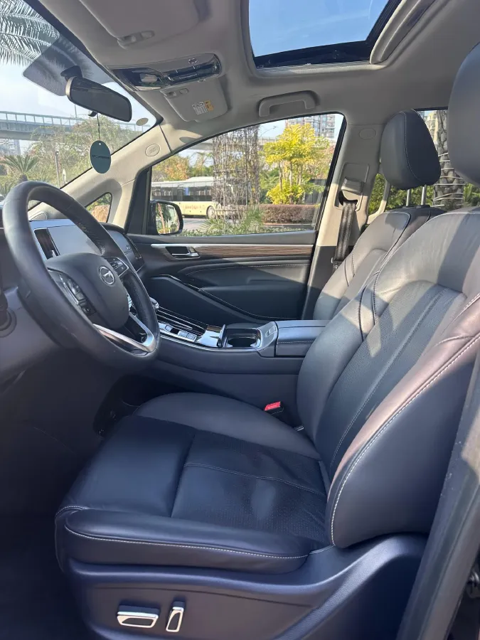 2023 GAC Trumpchi M8 2.0T 252HP L4 8AT,autocango,china used car exporter,china ev exporter,chinese used car exporter,chinese used ev exporter