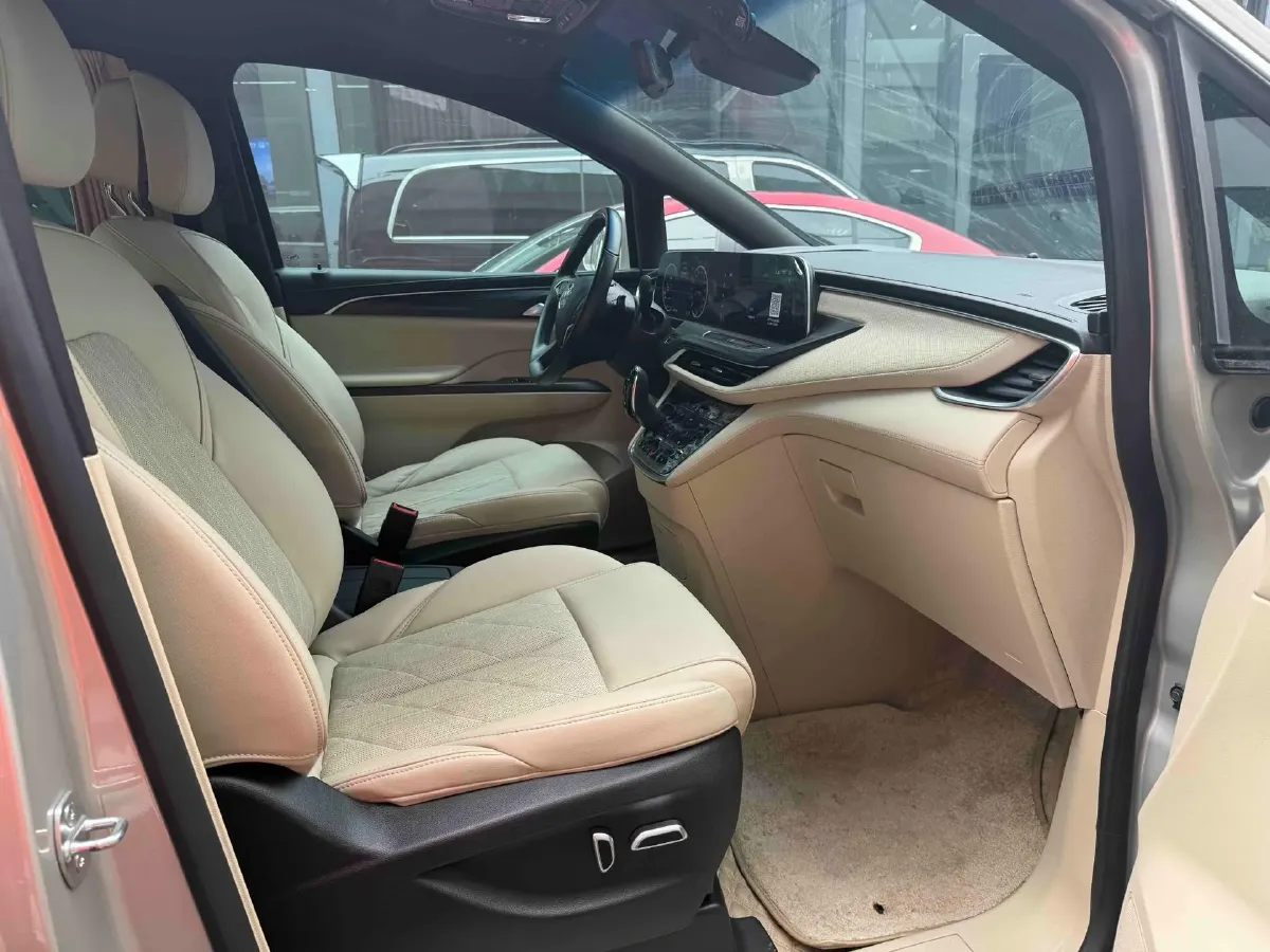 2022 Buick GL8 2.0T 237HP L4 9AT,autocango,china used car exporter,china ev exporter,chinese used car exporter,chinese used ev exporter