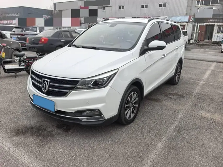 2017 BaoJun 730 1.5T 150HP L4 6MT