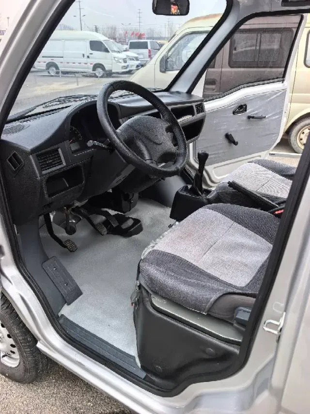 2023 WuLing ZhiGuang 1.5L 102HP L4 5MT,autocango,china used car exporter,china ev exporter,chinese used car exporter,chinese used ev exporter