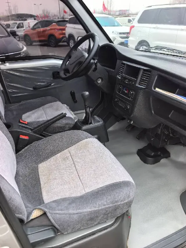 2023 WuLing ZhiGuang 1.5L 102HP L4 5MT,autocango,china used car exporter,china ev exporter,chinese used car exporter,chinese used ev exporter