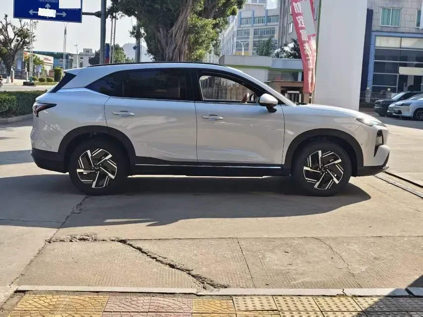 2024 WuLing XingGuangS BEV 60KWH,autocango,china used car exporter,china ev exporter,chinese used car exporter,chinese used ev exporter