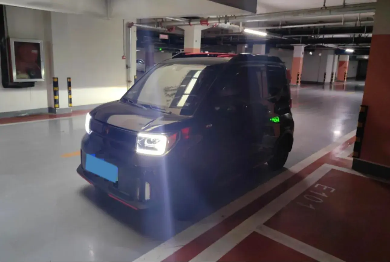 2022 WuLing HongGuang MINI EV BEV 26.5KWH